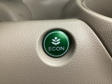 ★ECONスイッチ★ エコドライブを加速しよう!スイッチをONにすると、運転の仕方によるロスを抑え込み燃費をよくするようクルマが頑張ります(*^ー^*)燃費向上にチャレンジ♪
