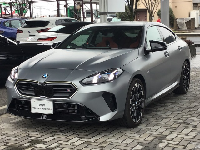2シリーズグランクーペ M235 xドライブ 4WD 