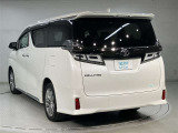 その他にも各種保険、お車の買取(T-UP)、JAF、TSカード、携帯電話などの取扱いをしております。詳しくはスタッフにお尋ねください。