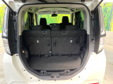 普段のお買い物や通勤、送迎等に十分な荷室スペースを確保しております。セカンドシートを倒すと、大きな荷物の積載も可能です♪
