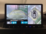 マルチビューカメラを搭載ですので、まるで見下ろし映像のように車両の周囲を確認できます。