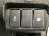 【VSA】ブレーキ時の車輪ロックを防ぐABS、加速時などの車輪空転を抑えるTCS、旋回時の横滑り抑制の3つの機能をトータルに制御!予期しないクルマの挙動の乱れを防ぐ安全装備です♪