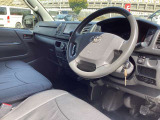 当店の車はルームクリーニング施工済み!納車前には手がけWAX、室内仕上げ清掃で納車をおこなっております!