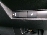 寒冷地仕様。ステアリングヒーターがついています。