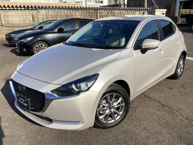MAZDA2 1.5 15S サンリットシトラス 