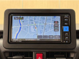 ☆☆純正新品ナビ付きです!!☆☆目的地を設定すれば、初めての場所でも簡単に行くことが出来ます。☆☆パノラミックビューモニターも装備♪☆☆