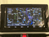 いまや必須装備「ナビゲーション」搭載!知らない場所に、スイスイッとドライブ。なんて便利な機能でしょうか?もう、これなしではハンドルを握れませんね!でも、運転中の操作は危険ですのでご注意ですね♪