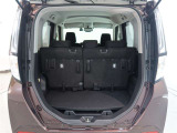 広々としたラゲージスペースを備えています。大きなものや長さのある荷物もしっかりと積み込めます。