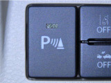 リヤパーキングセンサーを装備しております。