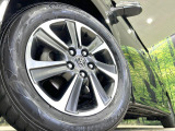 【純正16インチアルミホイール】外観にマッチした純正アルミホイールを装着しております。各種社外アルミホイールや、スタッドレスタイヤも取扱いしております。是非ご相談ください♪