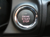 プッシュスタートなのでキーを取り出さずエンジンを掛けることができます!