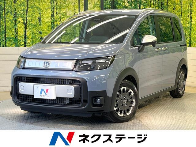 フリード 1.5 e:HEV クロスター