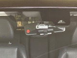 【ドライブレコーダー】ドライブレコーダー装備!走行中はもちろん、あおり運転や事故に遭遇した際、映像で記録し、万一のリスクに備えます。※記録用SDカードはお客様ご自身でご準備いただく必要があります。