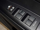電動格納式ドアミラー・パワーウインドウを装備しています。