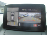 360&deg;ビューモニターを搭載しています。コーナーセンサーと合せてお使いいただくことで、安全、安心にお車の取り回しを行っていただけます。
