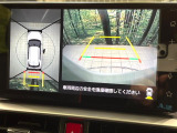 【パノラミックビューモニター】専用のカメラにより、上から見下ろしたような視点で360度クルマの周囲を確認することができます☆死角部分も確認しやすく、狭い場所での切り返しや駐車もスムーズに行えます。