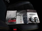 ☆車両取扱説明書&メンテナンスノート・ナビ取扱説明書・スマートキー2本・ナビロックボルト☆