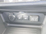 シートヒーター(運転席助手席両方にあります) シガーソケット USB差込口