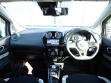 インパネ画像になります。車内は専門業者にて室内クリーニング施工済みなので、大変清潔です。