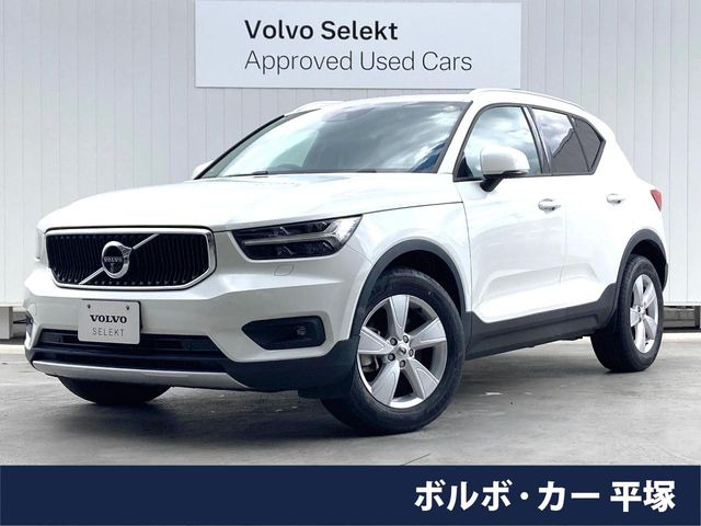 XC40 T4 モメンタム