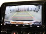 バックガイドモニターで、後方を確認しながら安心して駐車することができます。運転初心者も熟練者も必須の機能ですよ!