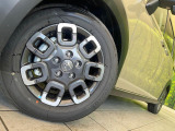 【純正15インチアルミホイール】外観にマッチした純正アルミホイールを装着しております。各種社外アルミホイールや、スタッドレスタイヤも取扱いしております。是非ご相談ください♪