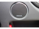 英国のオーディオメーカーMERIDIAN Audioは、その優れたサウンドで高い評価を受けています。数々の受賞歴を誇る同社のサウンドシステムは、長年にわたる音響心理学の研究をもとに、リアルなサウンドを実現。