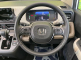 【ステアリングスイッチ】運転中、前方から目線をそらすことなく、オーディオ等の操作が可能な便利機能!安心&快適なドライブを演出してくれます♪