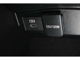 USB端子ソケット装備!アクセサリーDC12Vソケット装備!