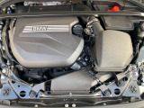 BMWのエンジンは世界的にも認められている高性能エンジンです。レスポンスがよく高回転型の心地よい吹きあがりなど駆け抜ける歓びのキーになる部分でございます。