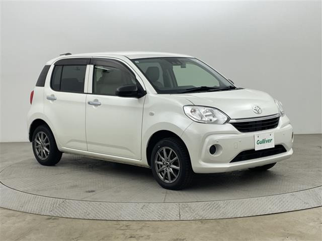 パッソ 1.0 X 4WD 修復歴無し
