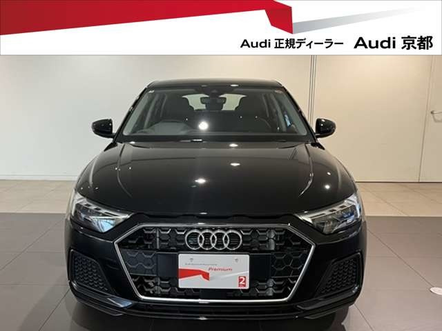 A1スポーツバック 25 TFSI アドバンスド 