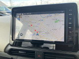 純正のメモリーナビ搭載です。初めての場所でも安心ですね♪