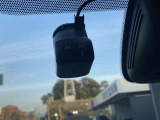 日産純正ドライブレコーダーが付いております!運転中の録画を行ってくれますので、万が一のときに役に立ってくれますよ!