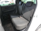 【セカンドシート】ゆったり快適に座っていただけますので、楽しくドライブに参加できます。