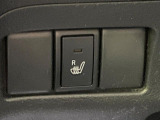 【シートヒーター】寒い日に重宝するシートヒーター!エアコンより早く温まってくれるので寒がりの人も安心ですね♪エアコンの温風は乾燥するから苦手、という方にもをおすすめです。