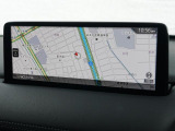 マツダコネクトの10.25インチワイドセンターディスプレイです。『Android Auto』『Apple CarPlay』や独自のコネクテッドサービスに対応したインターフェイスシステムです。