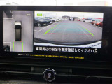 アラウンドビュ-モニタ-はクルマの真上から見ているかのような映像によって、周囲の状況を知ることで、駐車を容易に行うための支援技術です。