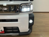 LEDヘッドライト・フォグランプを装備しています☆明るいヘッドライトとフォグランプで暗い夜のドライブも安心ですよ☆