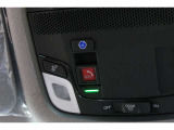 緊急通報ボタンが装備されています。ホンダコネクト対応。ご利用には、Honda Total Care プレミアムのご加入が必要です。