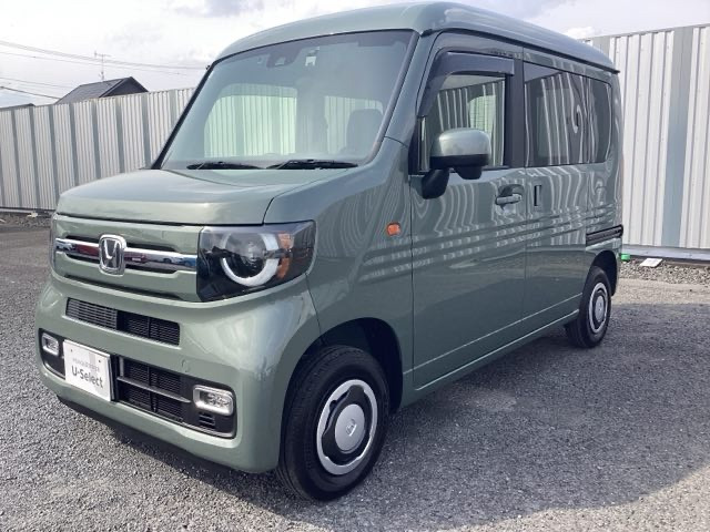 N-VAN ファン 4WD 