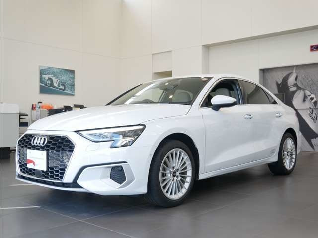 A3セダン 30 TFSI アドバンスド 