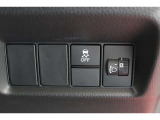 【横滑り防止装置】ドライバーの安全運転をアシストしてくれる装備が充実しています☆ドライバーの不安を安心へと変えてくれますね。