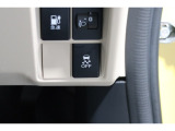 【横滑り防止装置】ドライバーの安全運転をアシストしてくれる装備が充実しています☆ドライバーの不安を安心へと変えてくれますね。