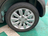 ホイールは純正アルミ仕様です!