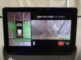 狭い場所での駐車やすれ違いなどでより的確な運転操作に役立つ360&deg;ビューモニターが装備されています。