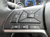 ステアリングスイッチ付き!運転中のナビ操作も簡単です!