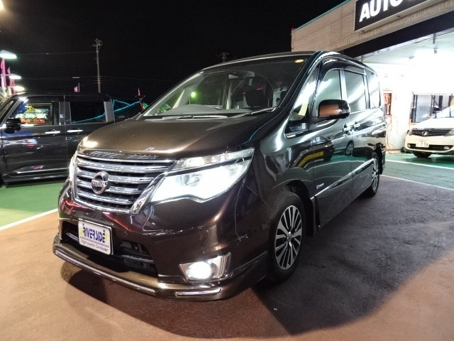 セレナ2.0 ハイウェイスター V エアロモード+Safety S-HYBRID アドバンスドSafetyパッケージオプションフロントリップ純正8インチメモ