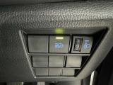 便利なオートマチックハイビームです 対向車を検知し自動的にハイビームとロービームを切り替えてくれます
