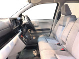 清潔で広々した座席です!是非、現車を見て体感してみてください。